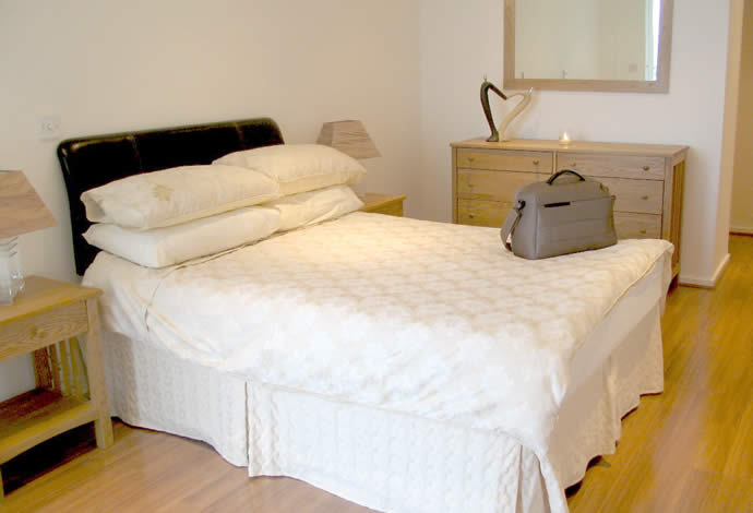 three bedrromed serviced apartment master bedroom